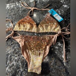 ✨✨✨NWT Beach bunny Ariel XL bikini set